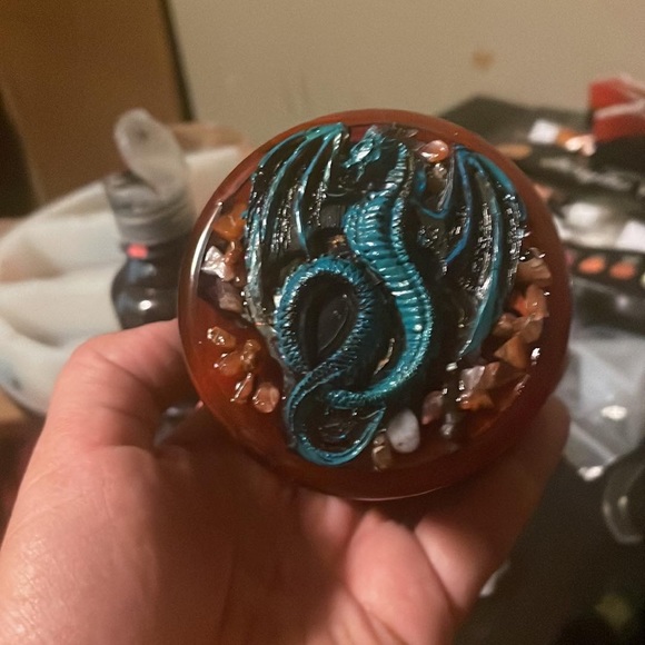 Custom Made Resin Honey Jar - Picture 2 of 9